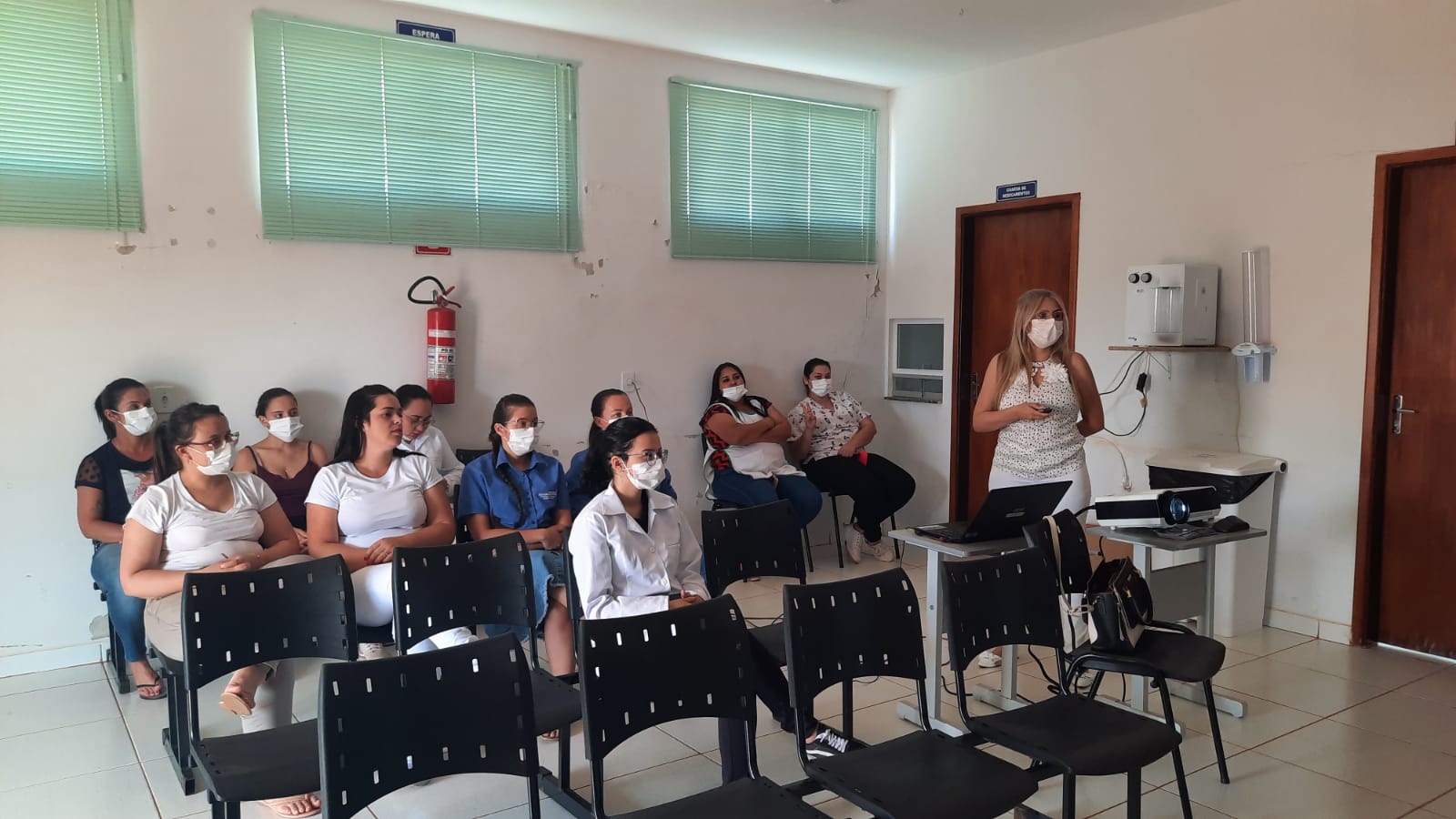 Profissionais da área da saúde participam de capacitação em Santa Luzia da Boa Vista