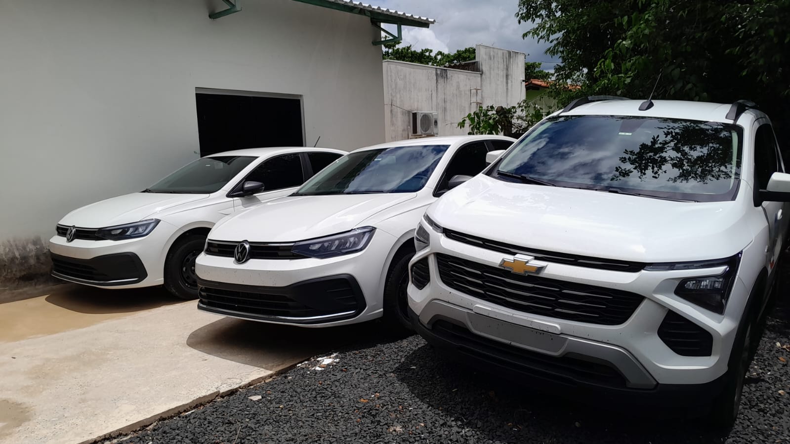 Prefeitura de Cascalho Rico adquiriu 3 NOVOS VEÍCULOS para Saúde