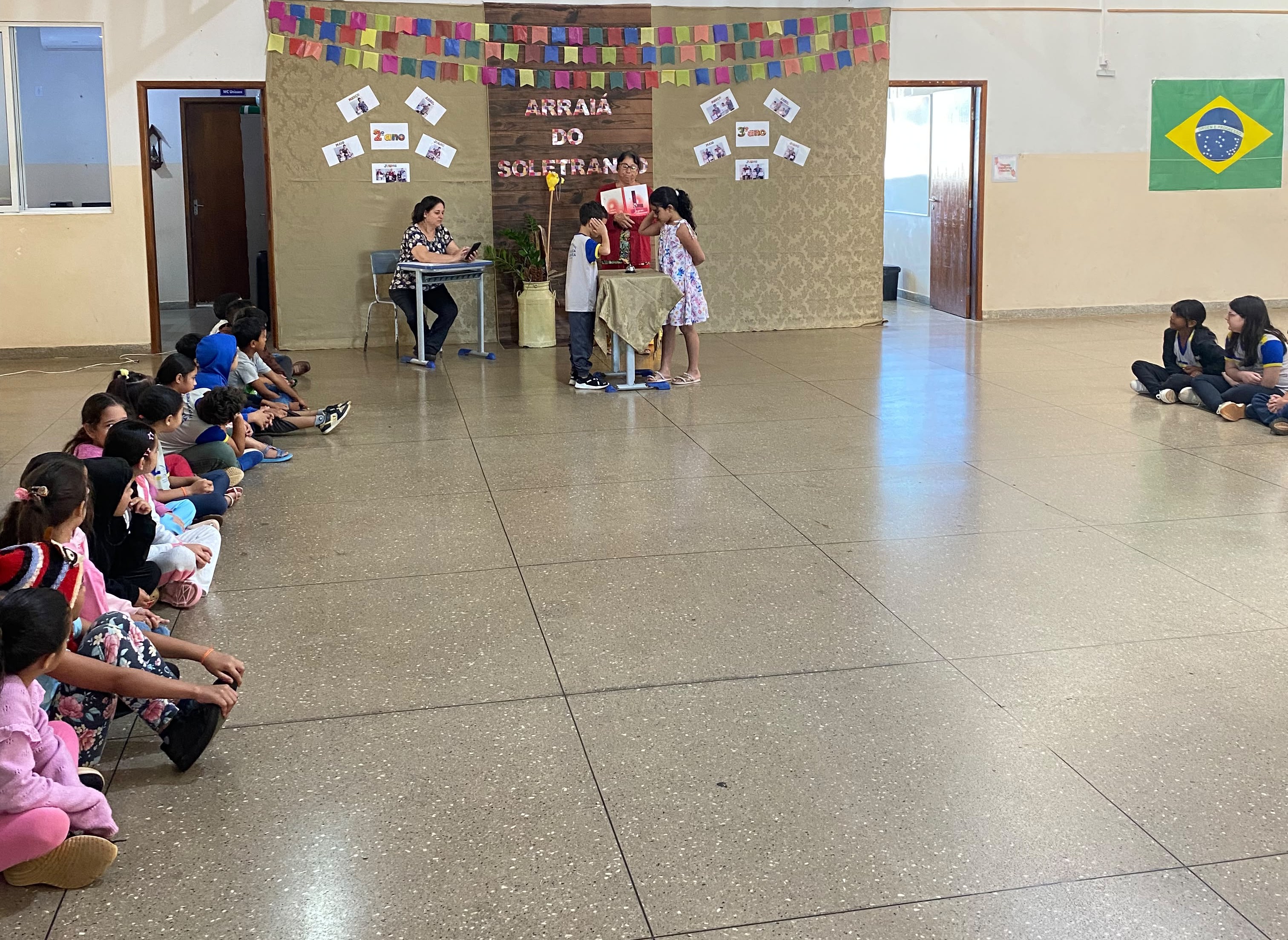 ESCOLA MUNICIPAL SANTA LUZIA 