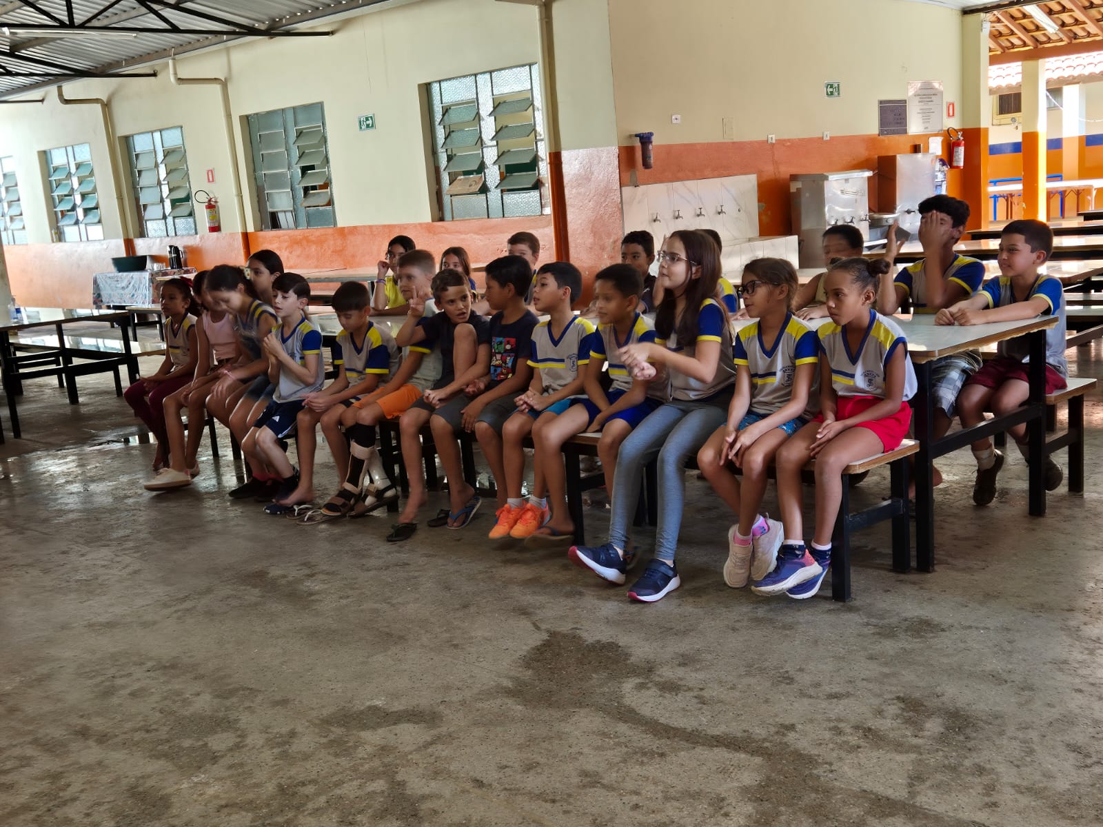 SAÚDE BUCAL NA ESCOLA SÃO JUDAS TADEU E CRECHE MENINO JESUS 